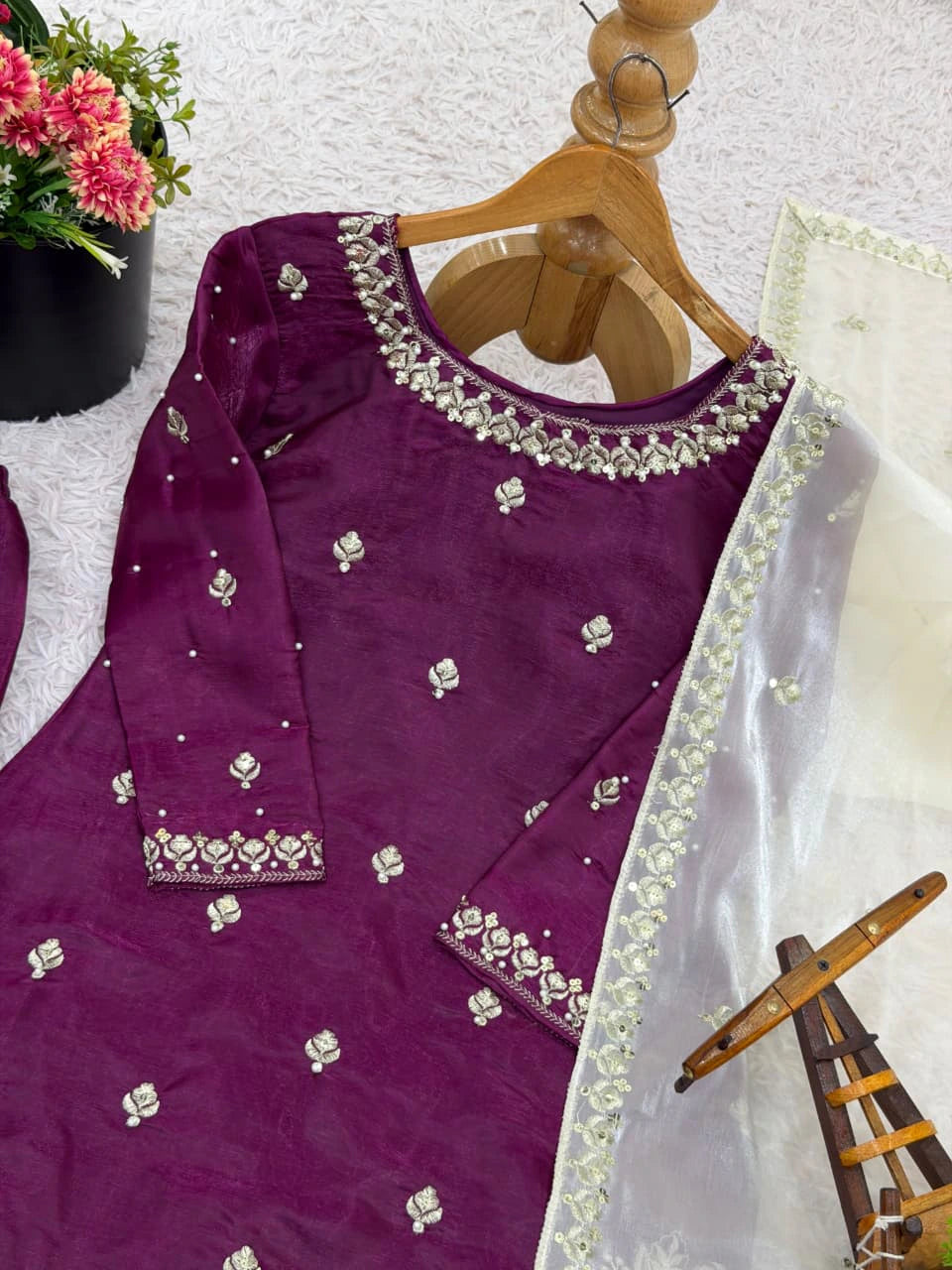 Silk Embroidered Kurta Set 9