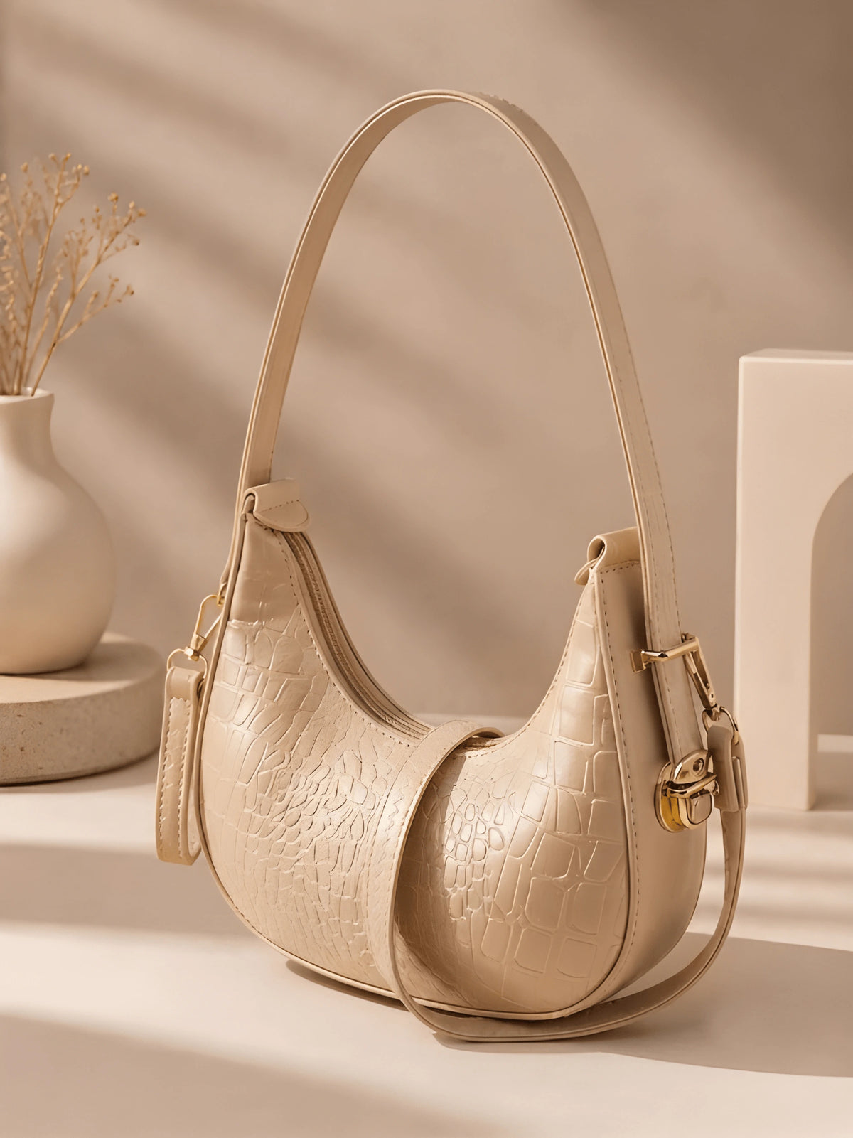 Trendy Women Shoulder Bag, Fashionable Hobo Purse for Ladies, Everyday Handbag for Office 1