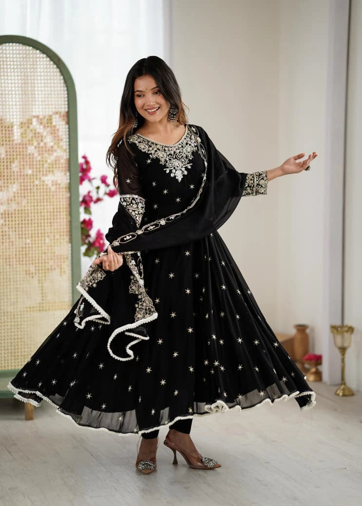 ❤️❤️Premium Sequence Designer Anarkali Three Piece Set😍😍 4