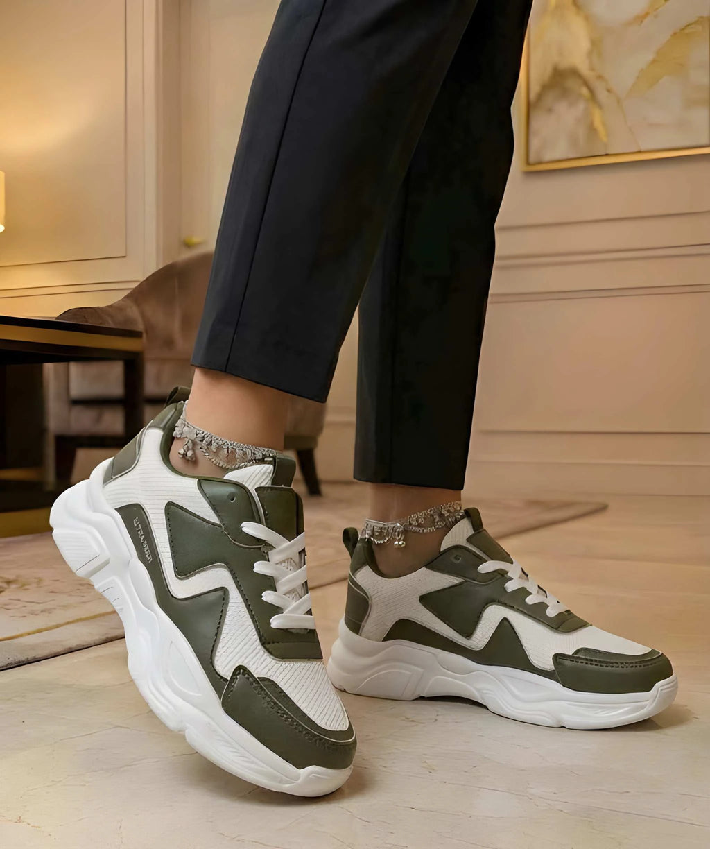 WUGO Women Casual Sneakers & Sports Shoes 5