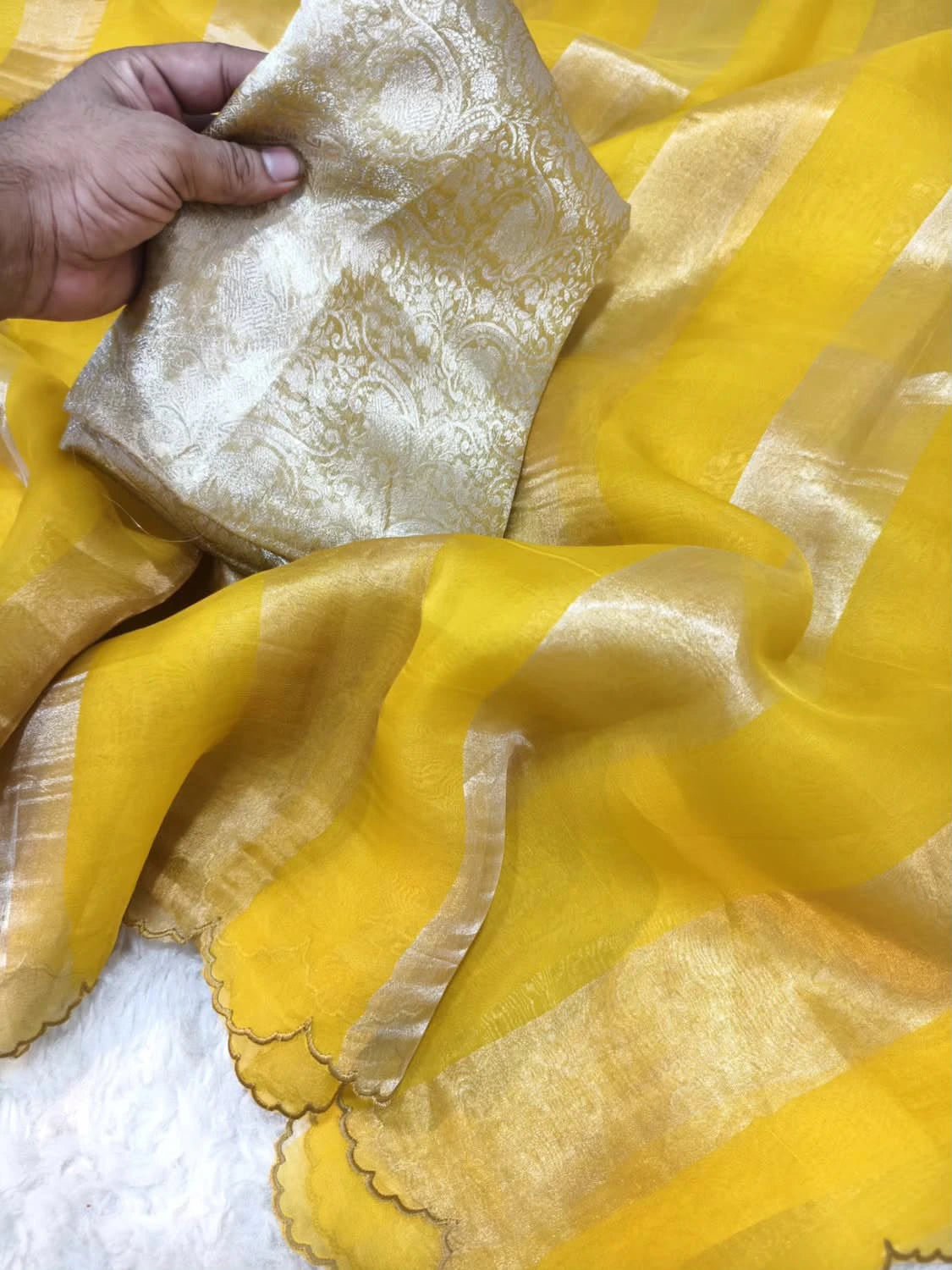 Georgette Tissue Silk Saree 3