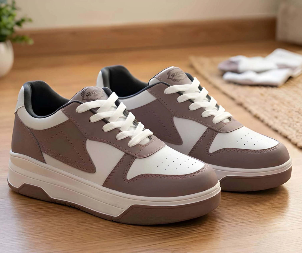 Trendy Lace-Up Sneakers 10