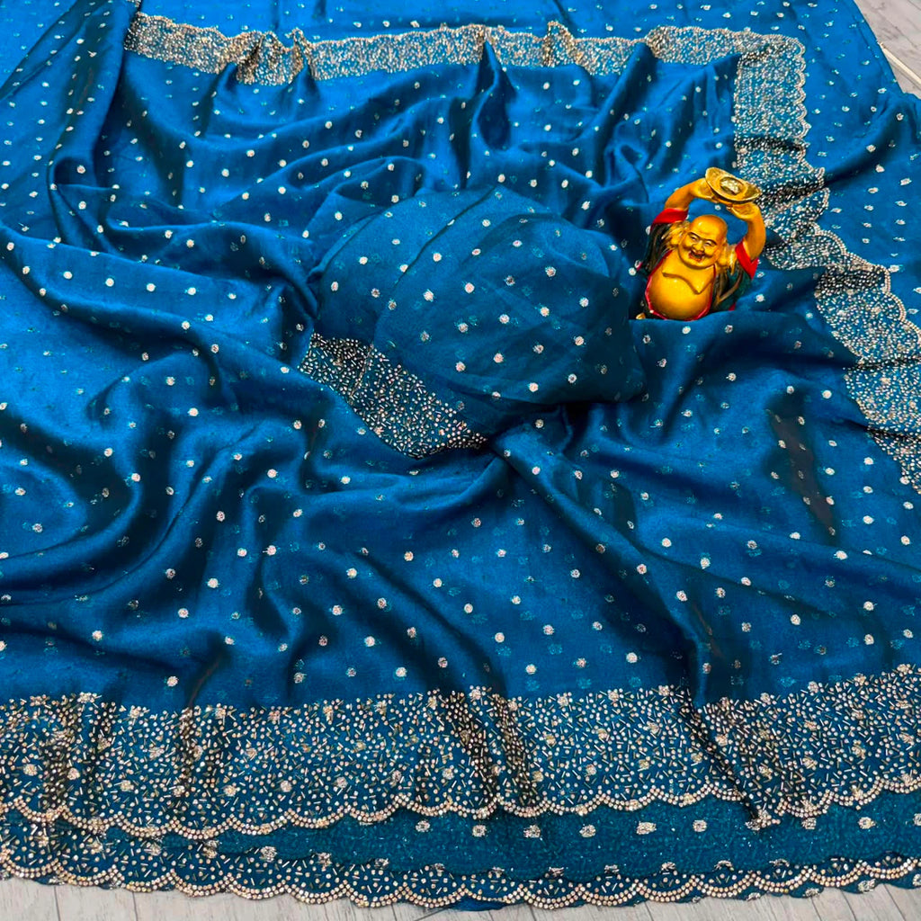❤️❤️Most Ever Gorgeous Space Silk Saree With Attractive Blouse Piece😍😍 8