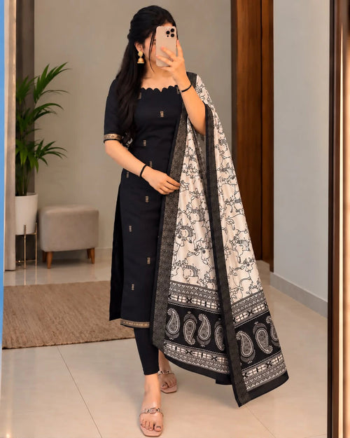 Butta Silk Cotton Top with Chennuri Silk Kalamkari Dupatta 2