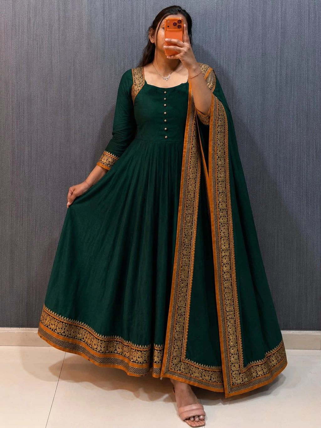 🍁🌸Traditional Temple Border Meera Anarkali Gown With Dupatta🌸🍁 10