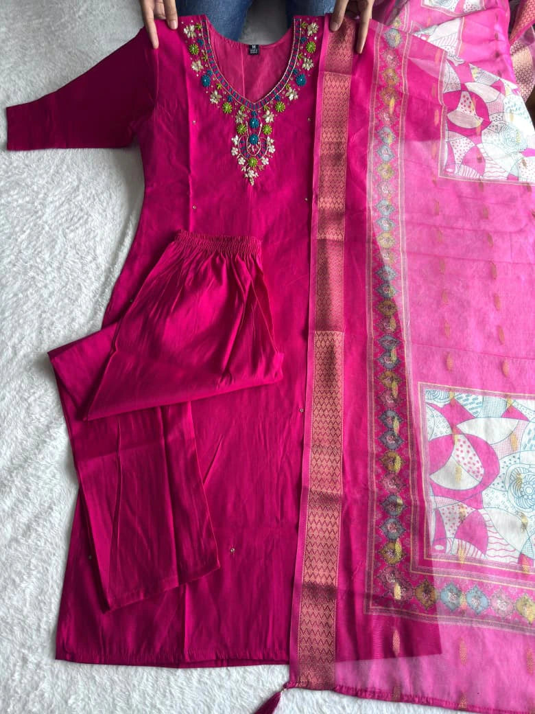 Roman Silk Embroidered Kurta Set 2