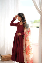 Romansilk Anarkali Set with Dupatta 10
