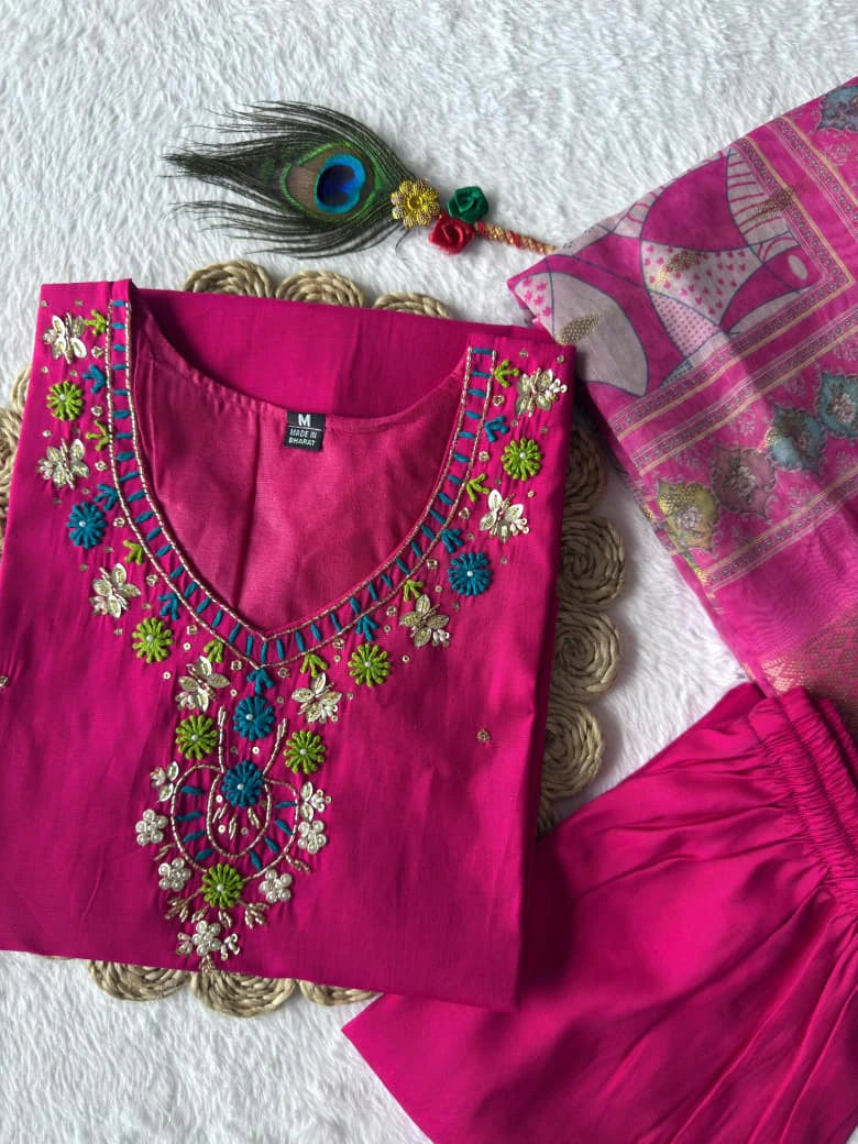 Roman Silk Embroidered Kurta Set 5